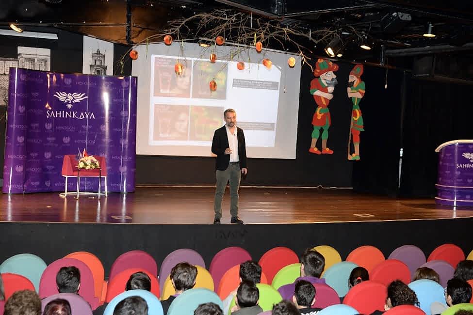 Orhan Gurbuz Oyunculuk Kursu Istanbul