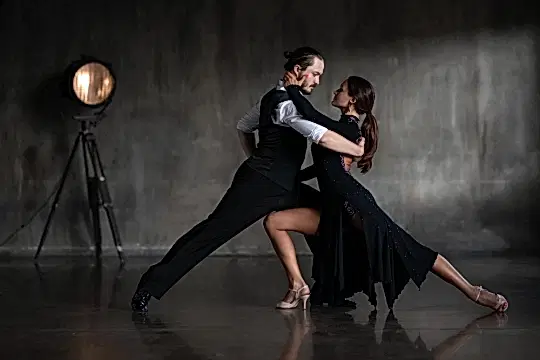 dans akademi tanıtım video