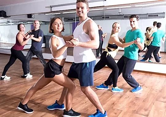 sosyal latin dans dersi